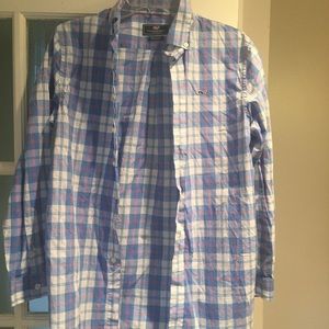 Boys Vineyard Vines button up shirt